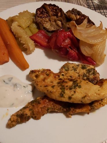 Pollastre especiat amb verdures