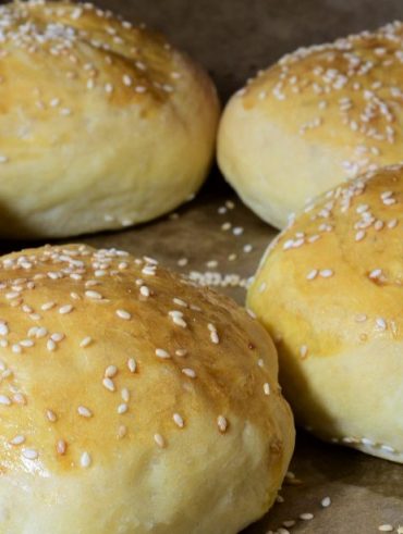 Panets d’hamburguesa amb massa mare